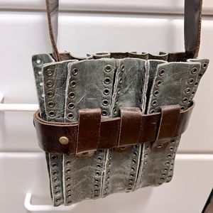 Very cool small crossover bag grey brown